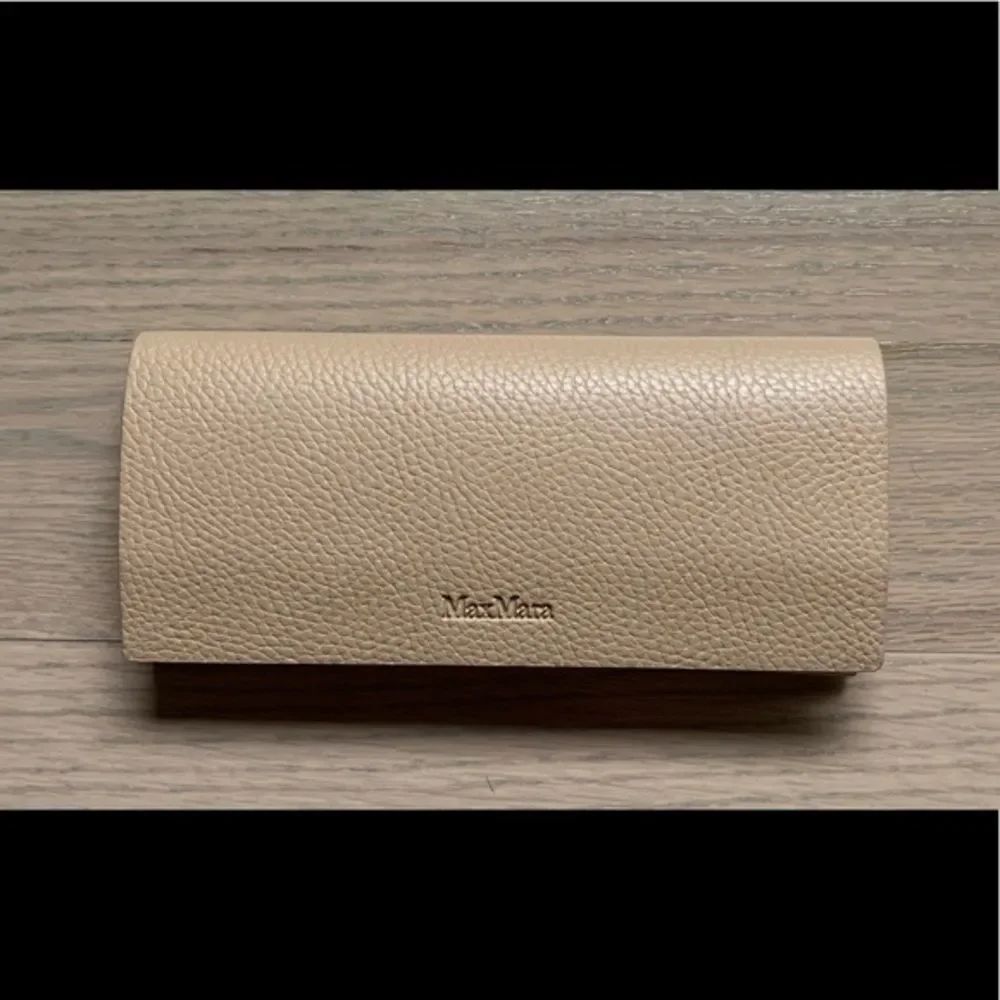 Maxmara Tan Genuine Leather Eye Glass/Sunglasses Case